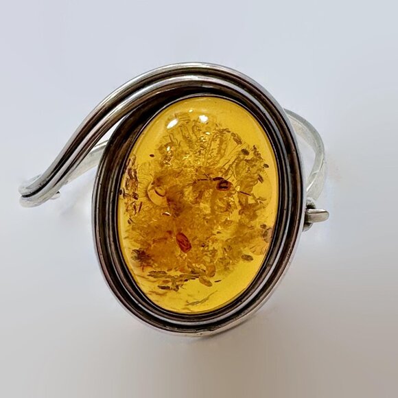 Amber Bracelet, Honey Amber, Sterling Silver, Hinged Bangle, Vintage Bracelet - Picture 2 of 6